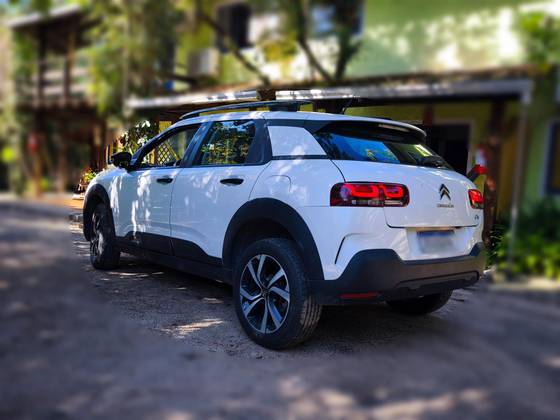 CITROËN C4 CACTUS 1.6 THP FLEX SHINE PACK EAT6 CITROËN C4 CACTUS 1.6 THP FLEX SHINE PACK EAT6